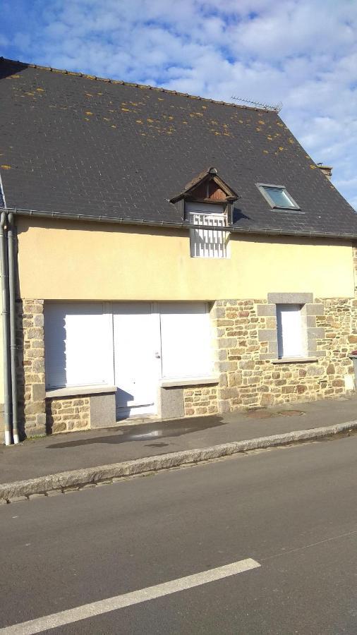 Holiday home Jolie Maison Proche Mont St Michel Et Saint Malo *