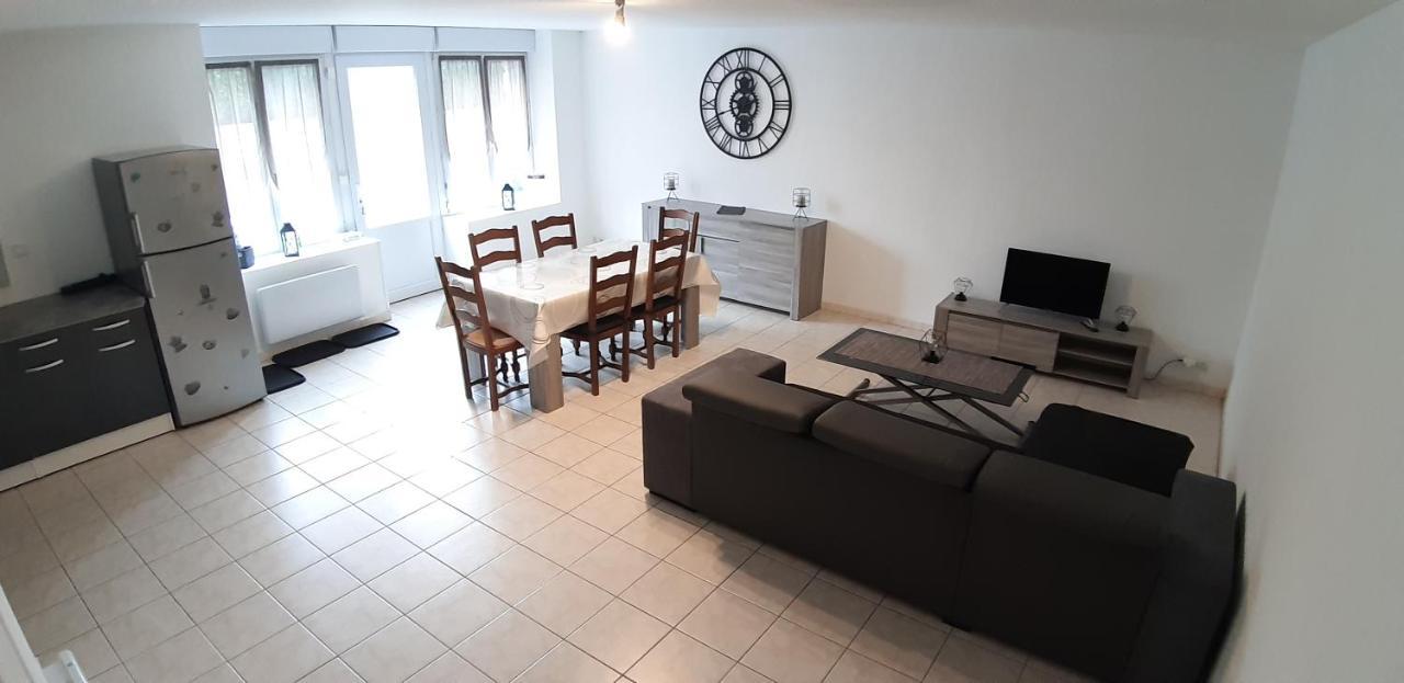 Holiday home Jolie Maison Proche Mont St Michel Et Saint Malo Le Vivier-sur-Mer